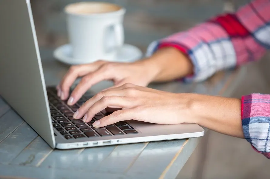 What Are Gmail Ads and How Can Marketers Make Use of Them in 2025?